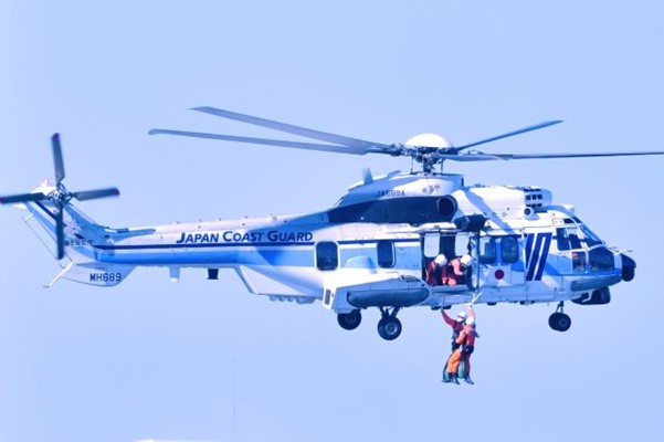 海上保安庁の救難ヘリ