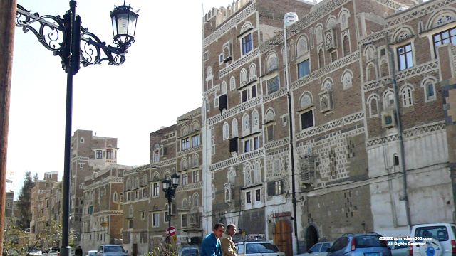 イエメン　サナアの漆喰建築